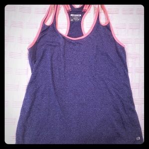 Sport tank sz med
